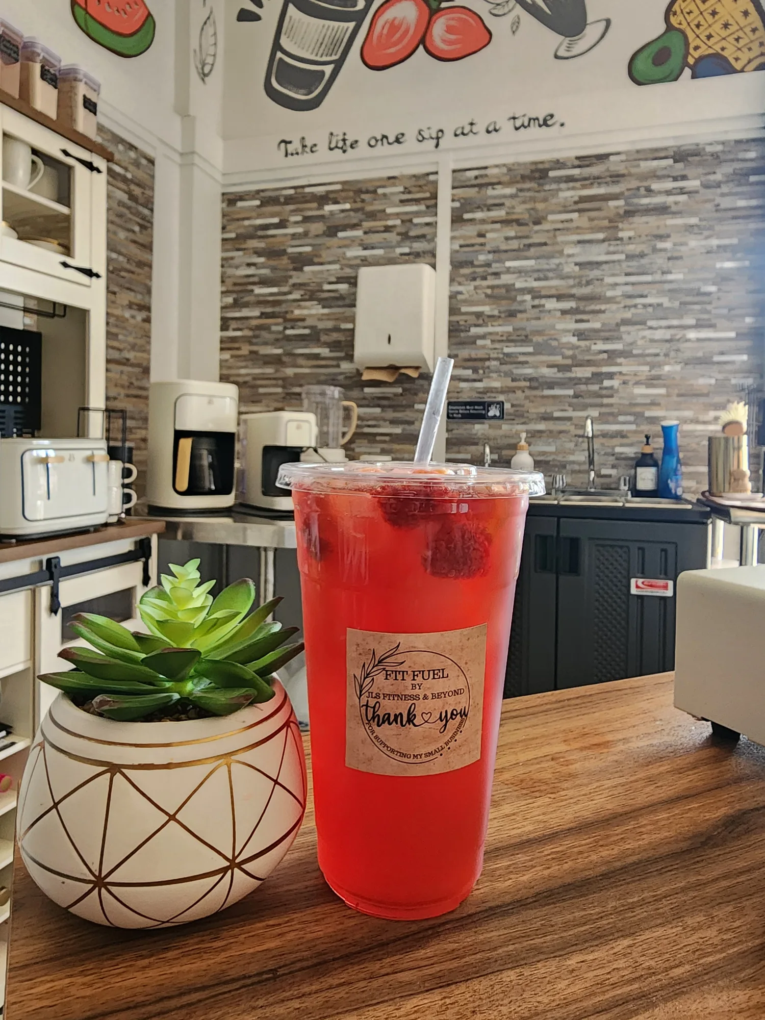 Strawberry lime vitamin mixer